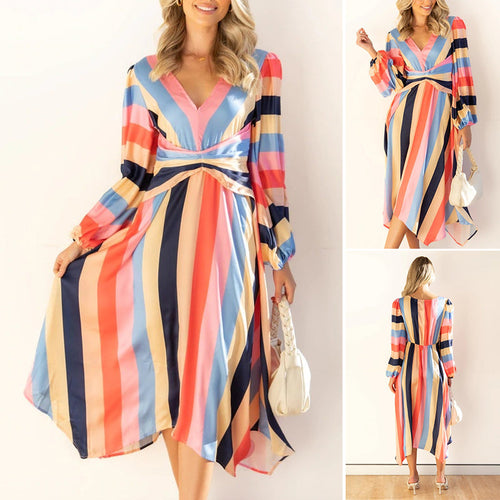 Getäfeltes Gestreiftes Damenkleid