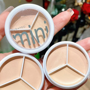 3-in-1-Palette für Konturen und Leuchtkorrekturen