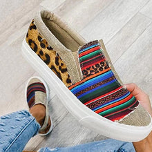 Laden Sie das Bild in den Galerie-Viewer, Individualisierte Lässige Segeltuchschuhe