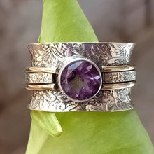 Laden Sie das Bild in den Galerie-Viewer, Böhmischer Meditationsring aus Kristall