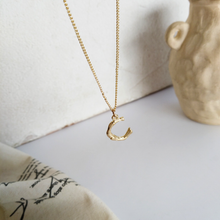 Laden Sie das Bild in den Galerie-Viewer, Vintage Buchstaben Halskette