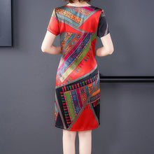 Laden Sie das Bild in den Galerie-Viewer, Damen Sommer neues lockeres Kleid mit ethnischem Druck