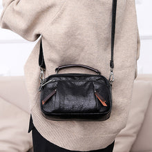 Laden Sie das Bild in den Galerie-Viewer, Damen Umhängetasche aus weichem Leder mit mehreren Taschen