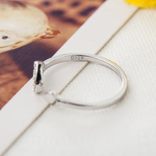 Laden Sie das Bild in den Galerie-Viewer, Damen einfacher herzförmiger offener Ring