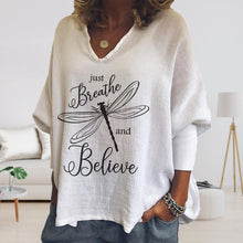Laden Sie das Bild in den Galerie-Viewer, Damen lockeres langärmliges T-Shirt mit Libelle mit V-Ausschnitt