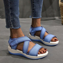 Laden Sie das Bild in den Galerie-Viewer, Damen römische Plateausandalen mit Klettverschluss
