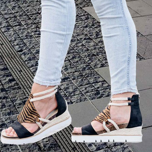 Damen stilvolle römische Sandalen mit Plateausohle