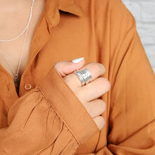 Laden Sie das Bild in den Galerie-Viewer, Drehbarer Kreativer Löwenzahnring