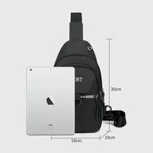 Laden Sie das Bild in den Galerie-Viewer, Einfache wasserdichte Brusttasche für Herren