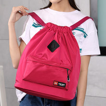 Laden Sie das Bild in den Galerie-Viewer, Einfarbiger Lässiger Modischer Rucksack