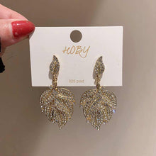 Laden Sie das Bild in den Galerie-Viewer, Elegante Diamant-Blatt-Ohrringe