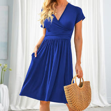 Laden Sie das Bild in den Galerie-Viewer, Elegantes Kleid mit V-Ausschnitt für Frühling und Sommer