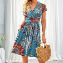 Laden Sie das Bild in den Galerie-Viewer, Elegantes Kleid mit V-Ausschnitt für Frühling und Sommer