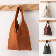 Laden Sie das Bild in den Galerie-Viewer, Einfarbig Gestrickte Handtasche