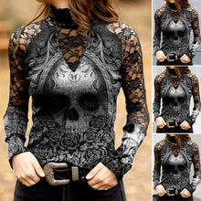 Laden Sie das Bild in den Galerie-Viewer, T-Shirt mit Totenkopf-Print aus Spitze