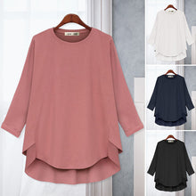 Laden Sie das Bild in den Galerie-Viewer, T-Shirt mit Rundhalsausschnitt und unregelmäßigem Saum