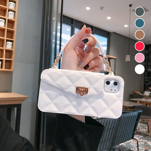 Handyhülle für Iphone aus Silikon mit Kette