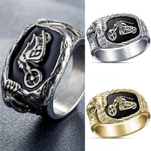Laden Sie das Bild in den Galerie-Viewer, Modischer Herrenring mit Motorradmuster