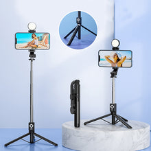 Laden Sie das Bild in den Galerie-Viewer, Selfie-Stick mit LED-Aufhelllicht