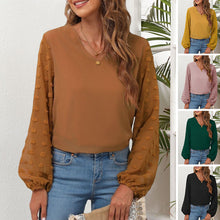 Laden Sie das Bild in den Galerie-Viewer, Langärmliges T-Shirt aus Chiffon mit V-Ausschnitt