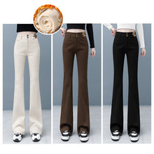 Laden Sie das Bild in den Galerie-Viewer, Dicke Flared-Jeans aus Fleece für Damen