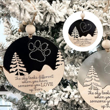 Laden Sie das Bild in den Galerie-Viewer, Weihnachtsbaum-Doppelanhänger aus Holz