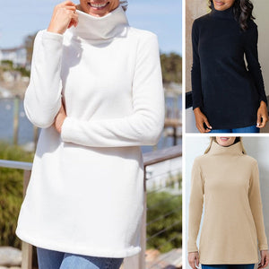 Einfarbiger Rollkragenpullover mit Tasche