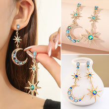 Laden Sie das Bild in den Galerie-Viewer, Asymmetrische Stern- und Mondohrringe