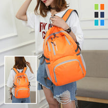Laden Sie das Bild in den Galerie-Viewer, Leichter Wasserdichter Reiserucksack mit Großer Kapazität