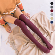 Laden Sie das Bild in den Galerie-Viewer, Extra lange Baumwollsocken