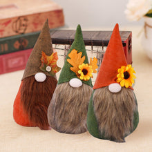 Laden Sie das Bild in den Galerie-Viewer, Gesichtslose Rudolph-Puppe