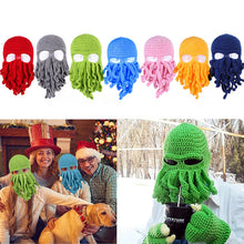 Laden Sie das Bild in den Galerie-Viewer, Handgemachte Oktopus-Wollmütze