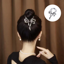 Laden Sie das Bild in den Galerie-Viewer, Haarspange aus Acryl