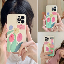 Laden Sie das Bild in den Galerie-Viewer, Niedliche Blumen-iPhone-Hülle mit Telefon-Lanyard