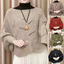 Laden Sie das Bild in den Galerie-Viewer, Strickschal mit Fledermausärmeln