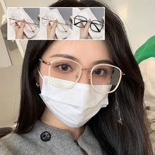 Laden Sie das Bild in den Galerie-Viewer, Tragbare modische Anti-Blaulicht-Lesebrille