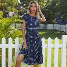 Laden Sie das Bild in den Galerie-Viewer, Fließendes Plissiertes Kleid Mit Polka-Dots