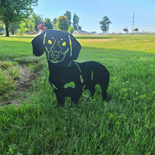 Laden Sie das Bild in den Galerie-Viewer, Gartendekoration Hundesilhouette aus Metall