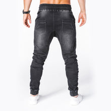 Laden Sie das Bild in den Galerie-Viewer, Gewaschene lässige taillierte Jeans für Herren