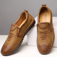 Laden Sie das Bild in den Galerie-Viewer, Handgenähte atmungsaktive Lederschuhe mit weicher Oberfläche und Sehnensohle