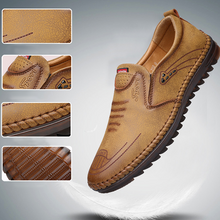 Laden Sie das Bild in den Galerie-Viewer, Handgenähte atmungsaktive Lederschuhe mit weicher Oberfläche und Sehnensohle