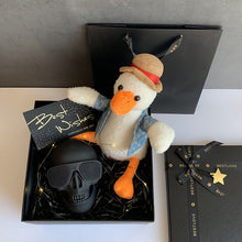 Laden Sie das Bild in den Galerie-Viewer, Kabelloser Bluetooth-Lautsprecher In Schädelform