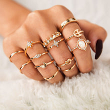 Laden Sie das Bild in den Galerie-Viewer, Krone Stern Mond Knuckle Ring Set(13 Stück)
