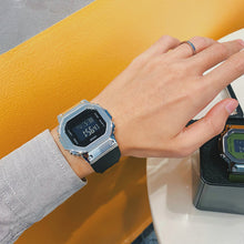 Laden Sie das Bild in den Galerie-Viewer, Multifunktionale Wasserdichte Elektronische Uhr Aus Metall