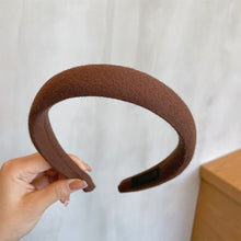 Laden Sie das Bild in den Galerie-Viewer, Neues einfarbiges breites weiches elastisches Haarband