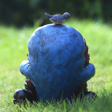 Laden Sie das Bild in den Galerie-Viewer, Niedliche Zwerg Gartenstatue