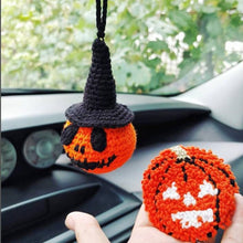 Laden Sie das Bild in den Galerie-Viewer, Handgefertigtes hängendes Halloween-Ornament