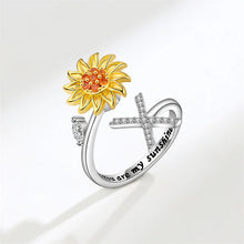 Laden Sie das Bild in den Galerie-Viewer, Tochter/Enkelin verstellbarer Sonnenblumen-Alphabet-Ring