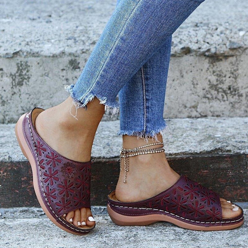Orthopädische Fußgewölbe Sandalen aus Leder mit weichem Fußbett