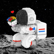 Laden Sie das Bild in den Galerie-Viewer, Pädagogisches Astronaut-Bausteinspielzeug für Kinder